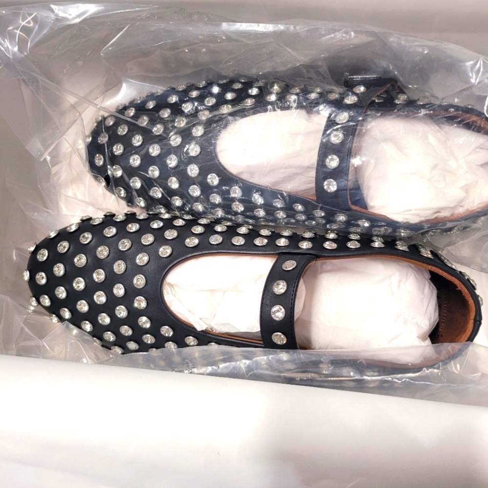 Trending Alaia Inspired Beautiful Ballet Flat Size 39 IT US 8.5